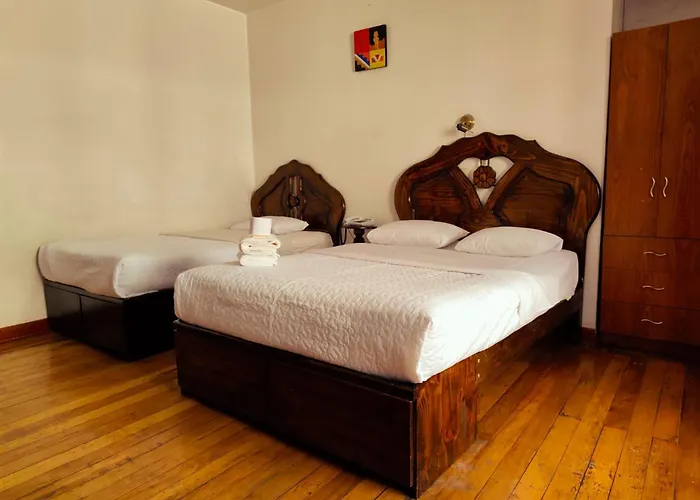 Hotel Carmen Plaza 3*